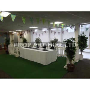 Picket Fencing Enclosure 